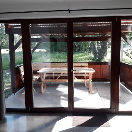 Resort Nová Pec מראה חיצוני תמונה