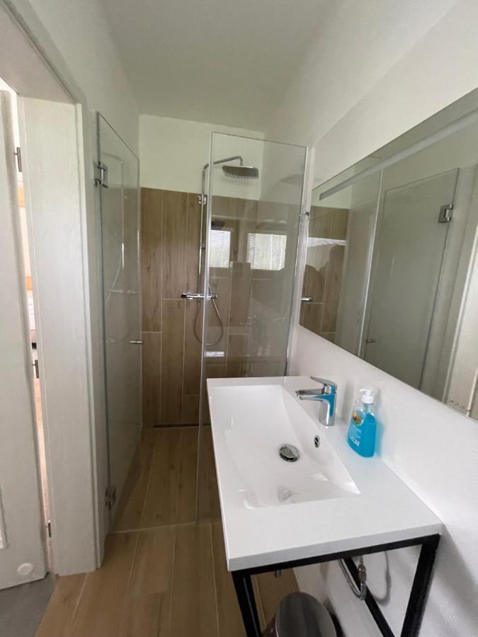Resort Nová Pec מראה חיצוני תמונה